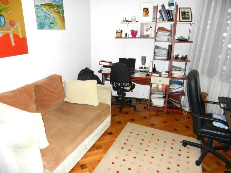 Apartament 3 camere spatios ~ Etaj 3/7 ~ Bloc consolidat ~ Bld N. Balcescu - 14