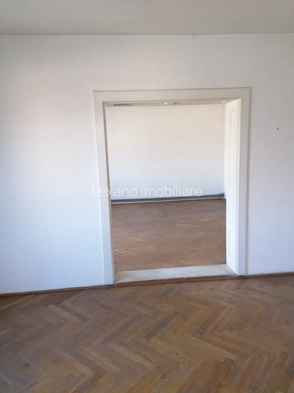 Casa zona Grivitei cu teren de 1000 mp. - 4