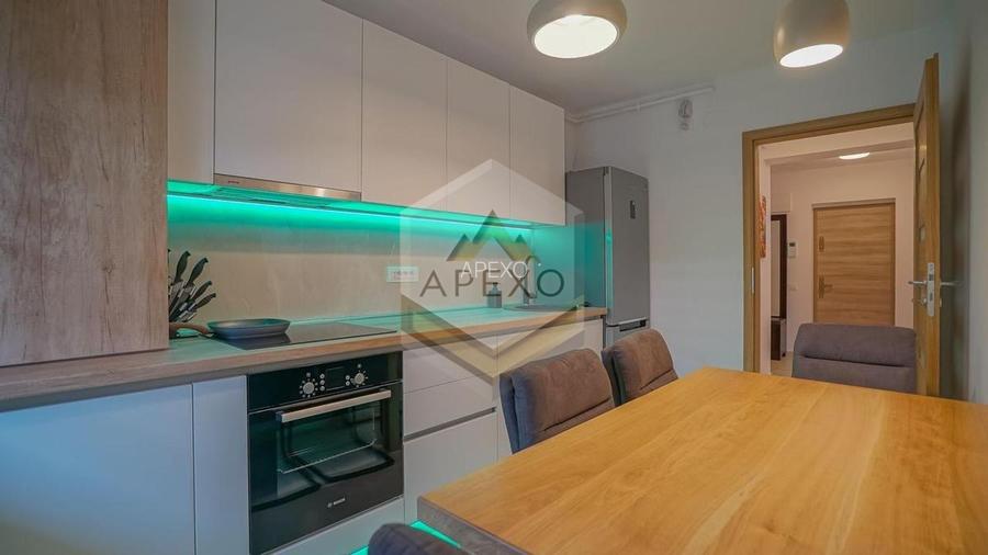 Apartament de 2 camere Urban Coresi - 11