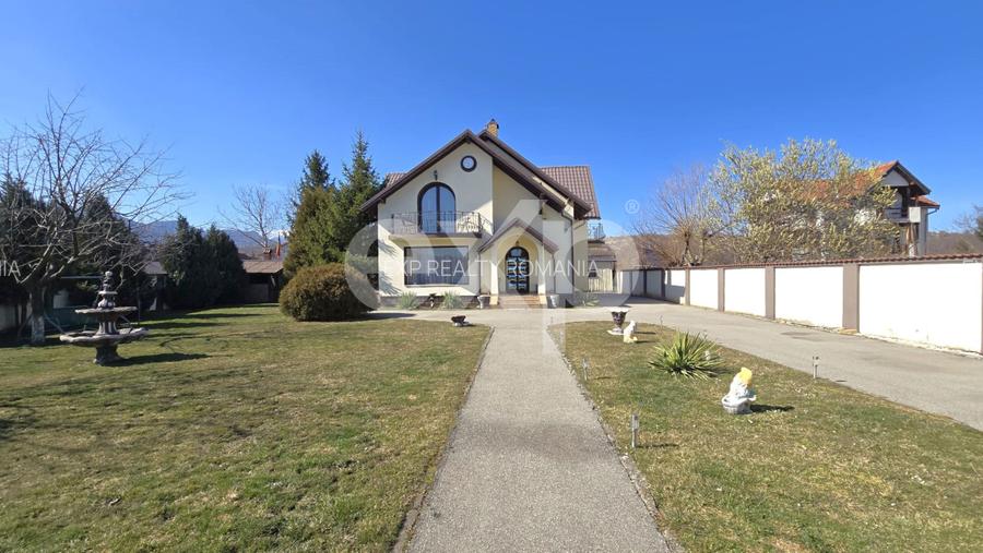 Casă de închiriat la 25 Km de Brașov | Tohanul Nou | Bran - 2