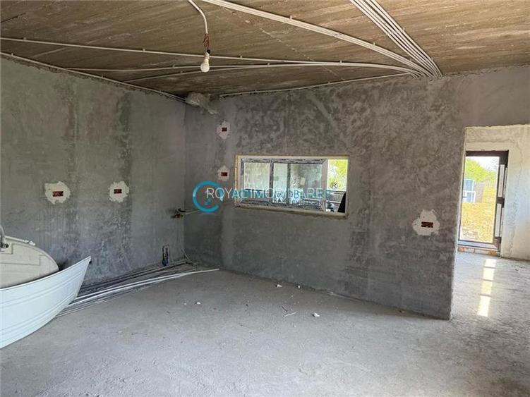 Royal Imobiliare - Vanzare Casa zona Barcanesti - 8