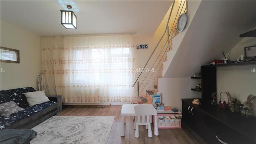 DUPLEX IN CARTIERUL ONCEA CU PARCARE SI CURTE - 2