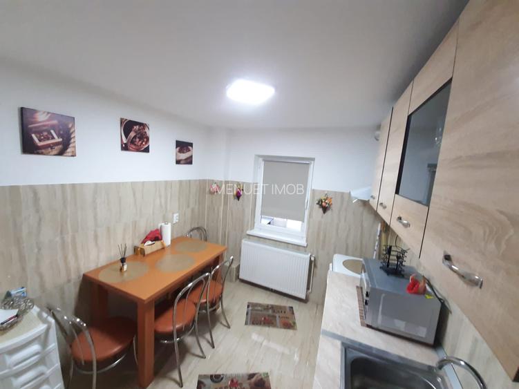 Apartament 2 camere,renovat,str.Podgoriilor - 9