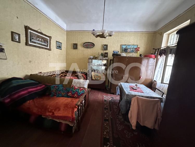 Casa cu potential de investitie in Fagaras judetul Brasov - 4