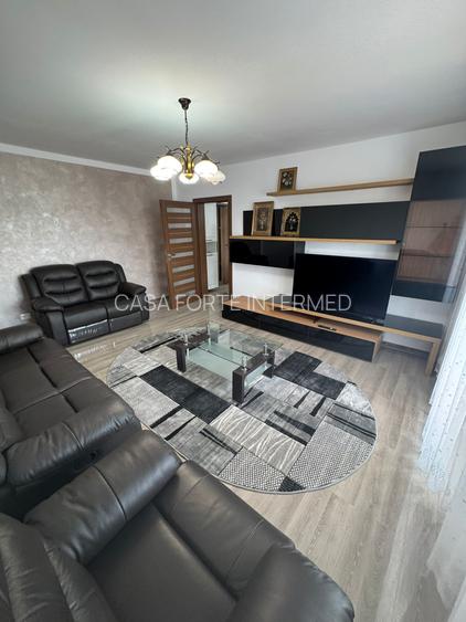 Apartament 2 camere de închiriat – Zona Inel 2 - 600 € / lună - 3