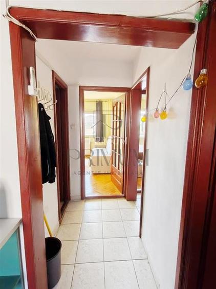 SOARELUI - ETAJ 2 - 3 CAMERE - 2 BAI - 2 BALCOANE - CENTRALA PROPRIE - CLIMA - 5