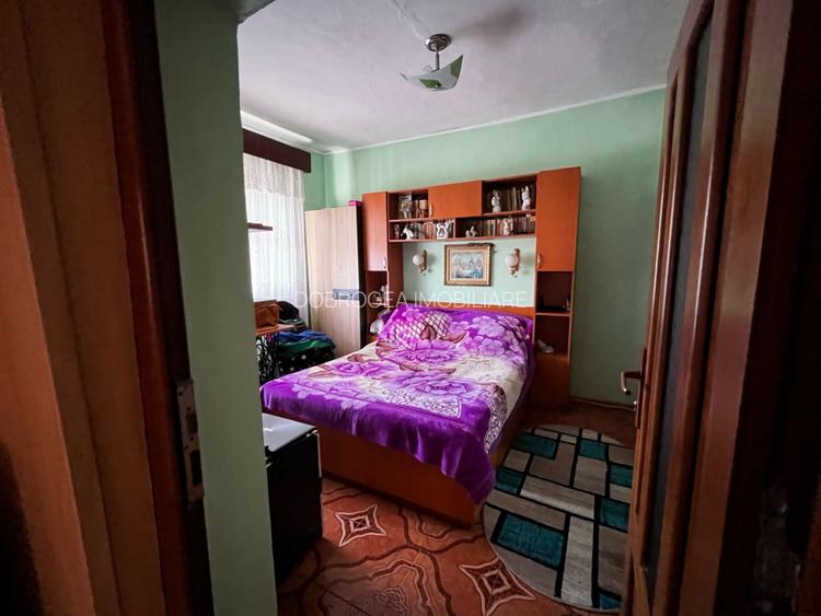 ZONA ALEXANDRU CEL BUN  -  CASA 4 CAMERE ,TEREN 216 MP - 7