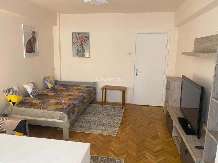 2 camere Timisoara centru decomandat Piata Sf. Gheorghe // proprietar - 2