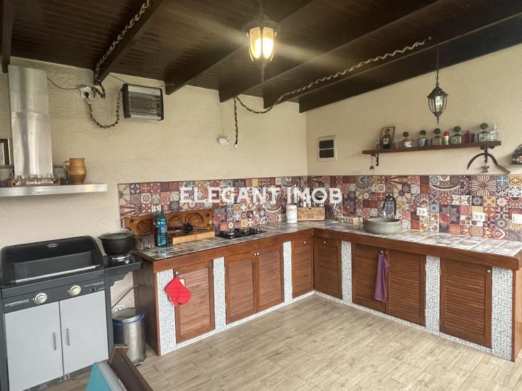 Vila cu bucatarie de vara in Paradisul Verde - 19