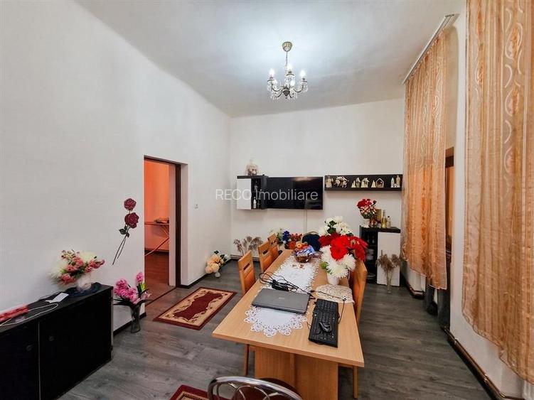 RECO Casa-vila 3 camere, zona Salard, renovata recent, 361 mp teren - 2