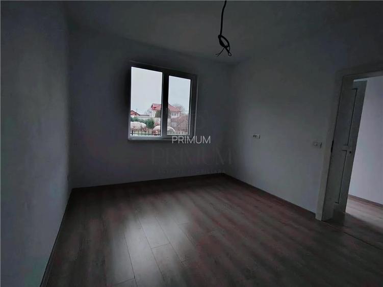 Duplex pe parter finalizat - gata de mutat - zona foarte buna -asfalt- 2 dormito - 6