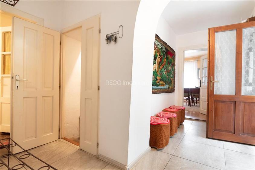 Teren mare cu 2 case si front la 2 strazi in Tamaseu - 20