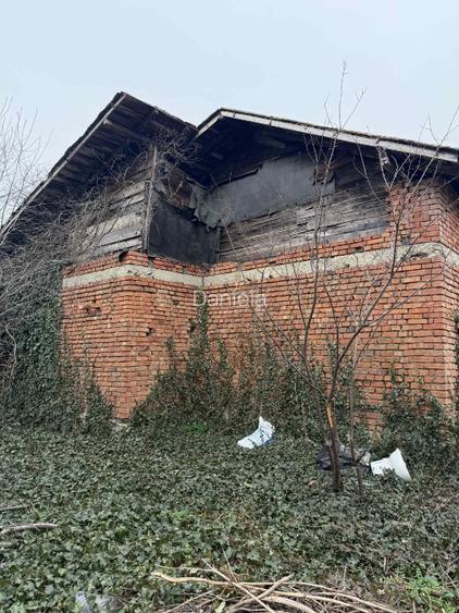 Casa ( modernizare sau demolare ) + teren generos - 6