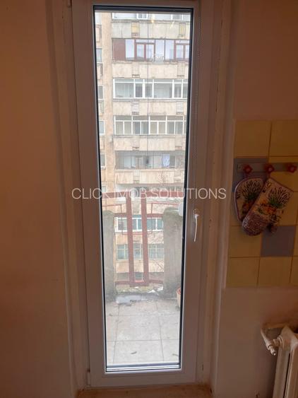 13 Septembrie Panduri, bloc mixt 1992, metrou Academia Militara - 10