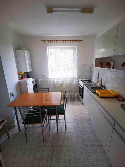 Apartament 4 camere în zona COMPLEX OLIMPIA - 10