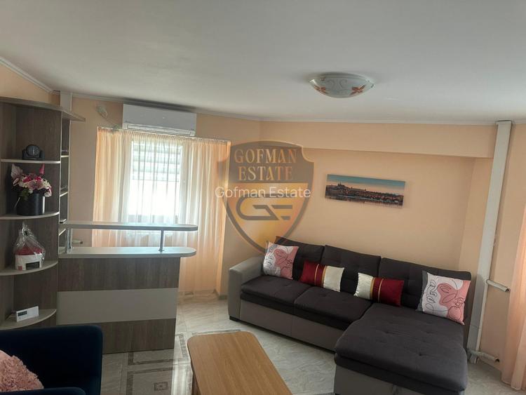 Apt 3 camere, decomandat, ICIL, 2 bai, 2 balcoane, 3 TV, A/C, et. 5 / 8 - 4