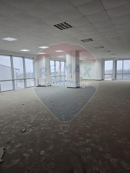 Vanzar spatii comerciale + birouri DN1 Otopeni stradal 2246 mp - 13