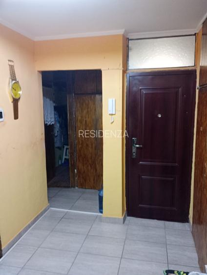 Apartament 3 camere, 2 băi, la 5 minute metrou Piața Sudului bloc 1981 - 7