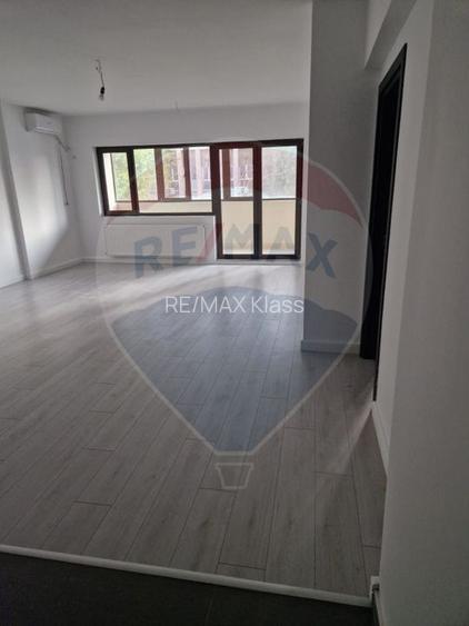 Apartament 2 camere  de vanzare in Saphir Residence - 3