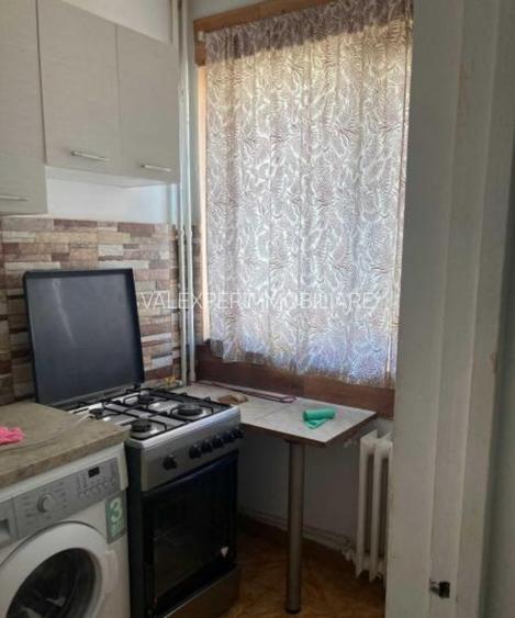 Metrou Titan – Piata Minis, gars, suprf. 31 mp recent renovata - 4
