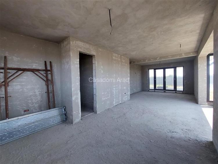 Casa semifinisata, parter, Zimandcuz - 4