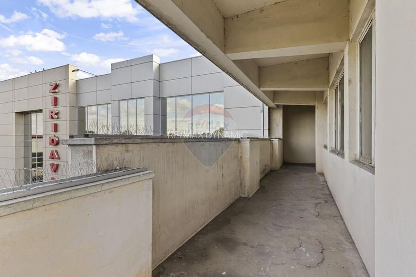 Cladire unica cu destinatii multiple de vanzare Ultracentral Arad - 13