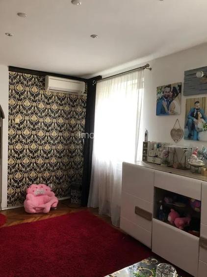 De vanzare apartament 3 camere conf. 1 decomandat pe str,Cugir la et 1 sup. 80mp - 6