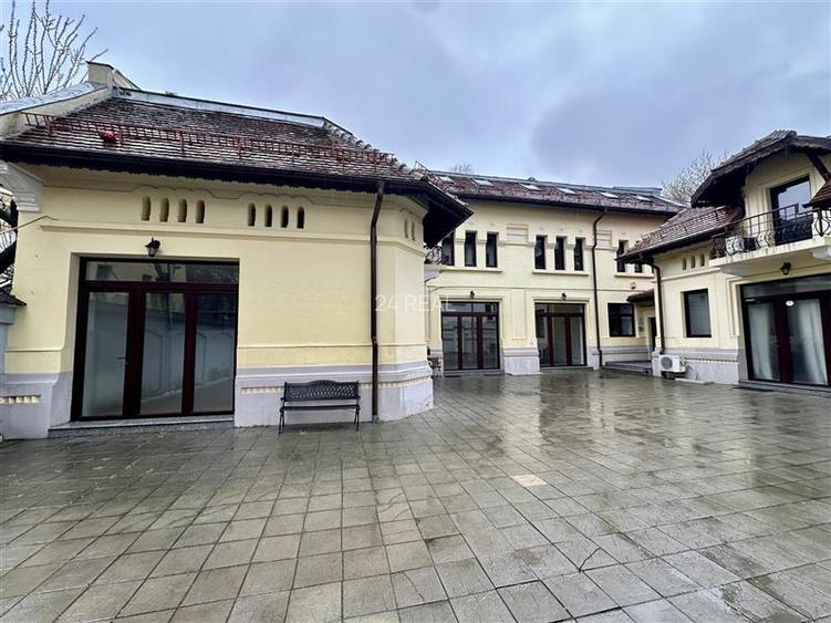 Spatiu de inchiriat in vila interbelica - 117 mp - 5