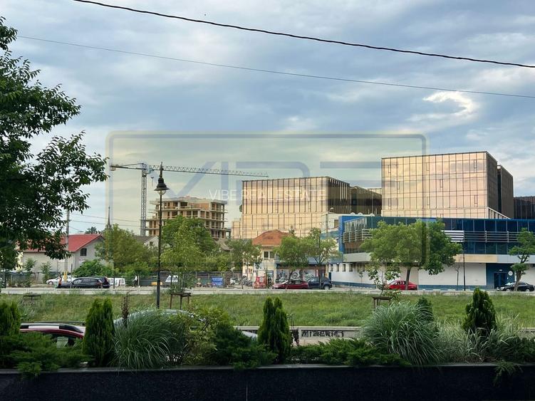 Spatiu comecial&office stradal 70mp Podul de Piatra N.Iorga - 2