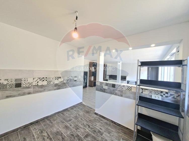 Casă / Vilă cu 6 camere de vânzare - 10