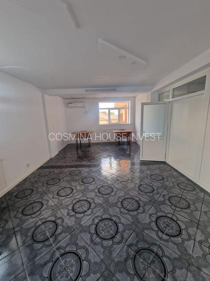 Se inchiriaza saptiu comercial pret 1500 euro negociabil. - 12