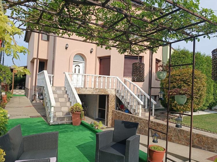 🏡 VILA DEOSEBITĂ DE VÂNZARE ÎN ARAD – ZONA CENTRALĂ - 5