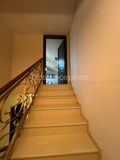 Vanzare Casa/Villa 6 camere 3 bai 3 wc -uri Dobroiesti 0% Comision - 38