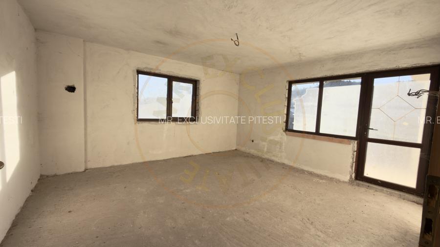 Casa generoasa cu teren de 1186 mp intravilan-Retevoiesti -Pietrosani-Arges! - 14