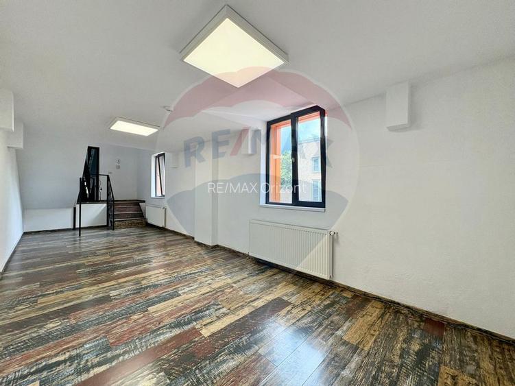 Spațiu de birouri  zona 13 Decembrie- Etaj 1 - 7