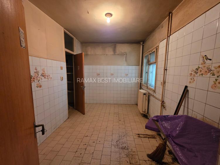 Bucur Obor, Mosilor, 5 minute metrou, bloc 1980, 2 grupuri sanitare - 3