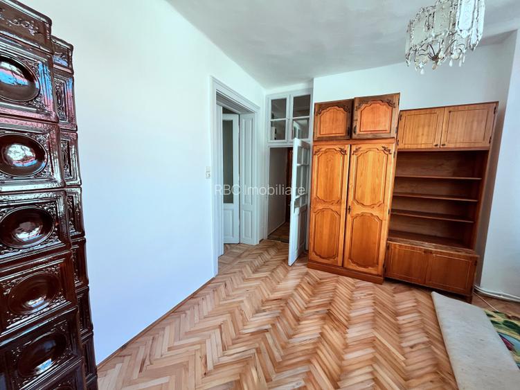 Casa lipita 4 camere complet renovata Gruia - 8
