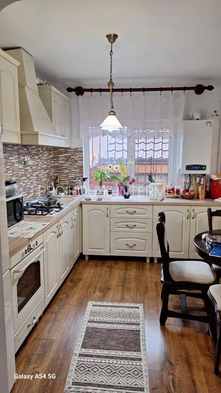 Institutul de Marina- vila p+1 - 5