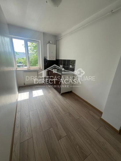 Spațiu birou 2 camere, ultracentral, renovat complet, luminos - 2