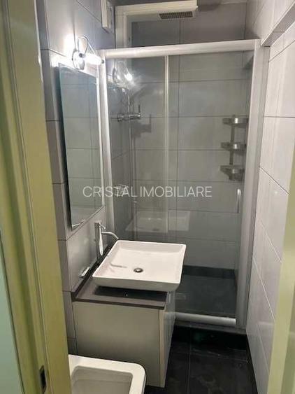 4 camere spațios Bd. Unirii, lângă Casa Poporului, complet utilat - 8