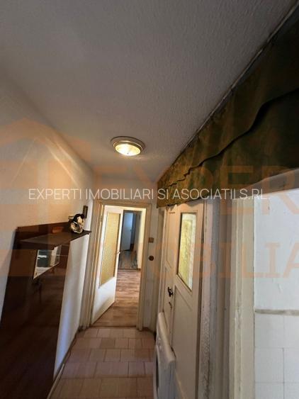 Apartament cu 3 camere de vanzare, situat in zona Inel 2 - Groapa - 4