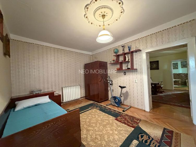 Casa Giarmata - 250 mp Utili- Teren 1000 Mp