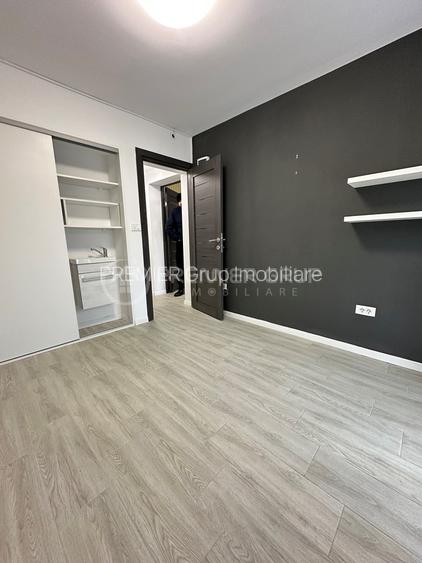 Spatiu comercial 3 incaperi 36mp cu  loc de parcare, Podu Roș, CT - 4
