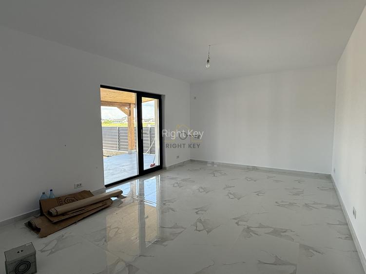 Casa P+Pod, 4 Camere, Placa de beton, STB, Teren 450mp! Comision 0% - 5