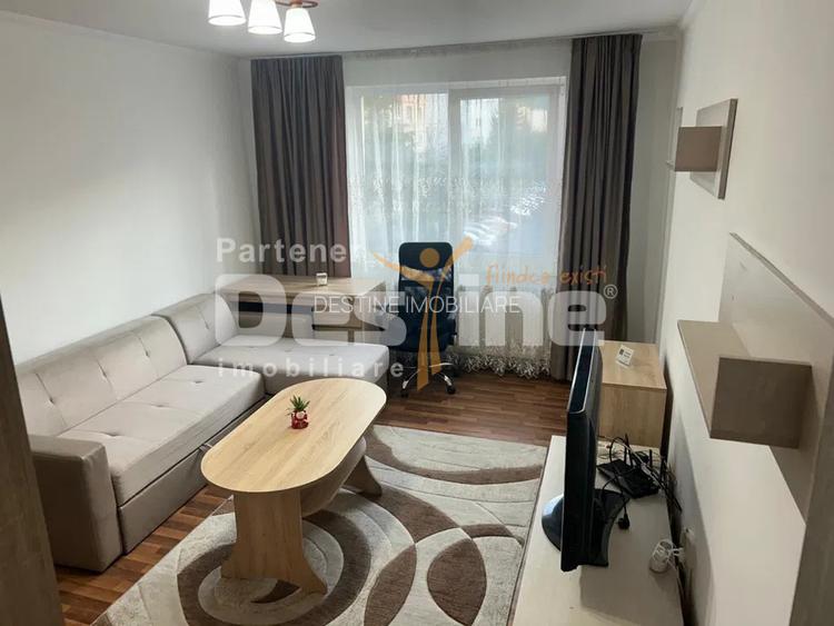 Apartament 2 camere 55 mp etaj intermediar, cu balcon, situat pe Calea Bucuresti - 2