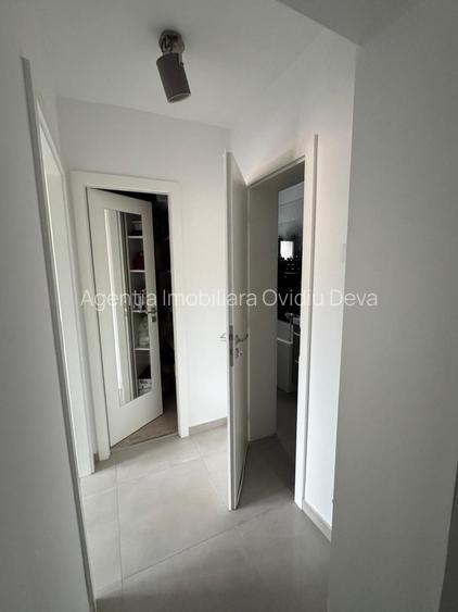 Vand apartament 2 camere decomandat in Deva, Bld. I. Maniu, et 3, mobilat - 2