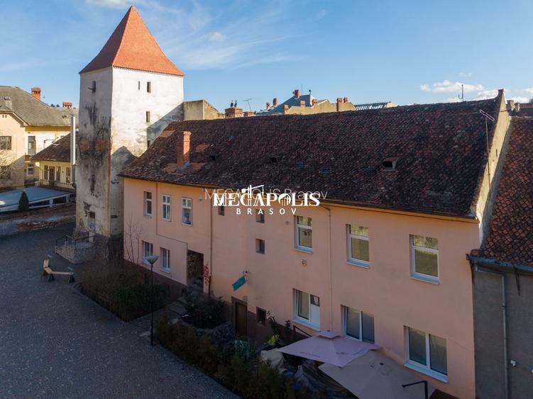 Apartament 2 camere | Piața Sfatului – Centrul Istoric | 50 mp - 22