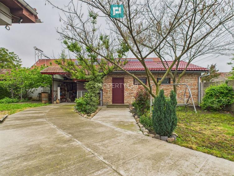 Casă Individuală cu spațiu comercial - Variaș - 22