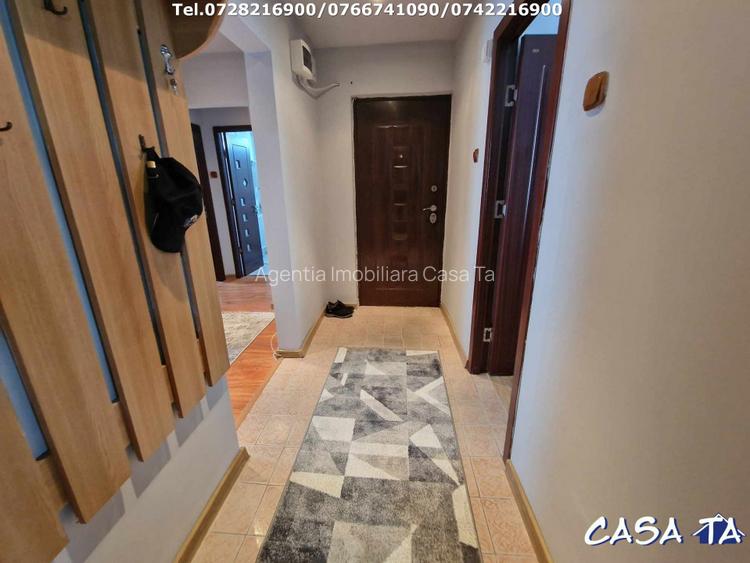 Inchiriere apartament 4 camere, situat in Targu Jiu, Str. Agriculturii - 12