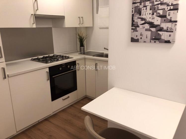 Apartament 2 camere | Ultracentral – Sala Palatului | Et 2 | Renovat Mobilat | - 8
